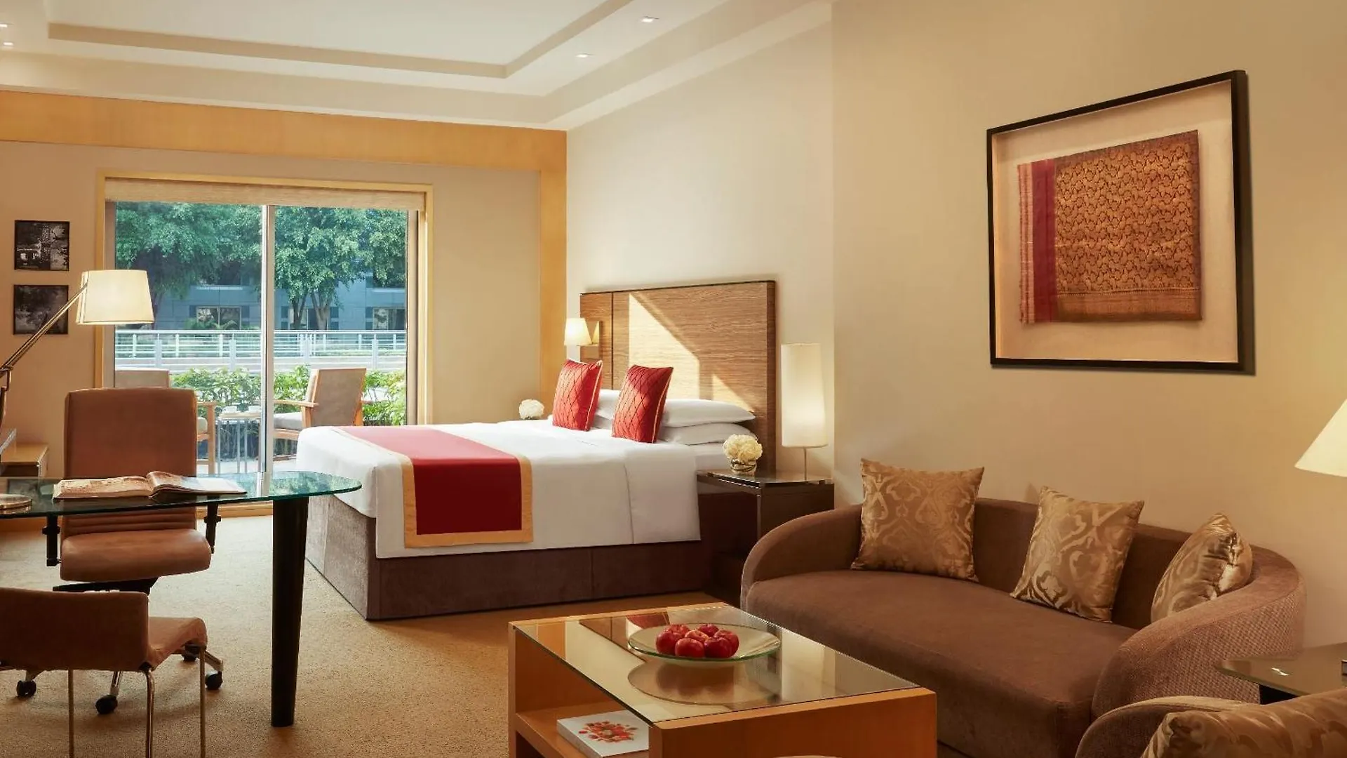 Hotel Airport Tulip Suites Near Delhi Airport Nuova Delhi