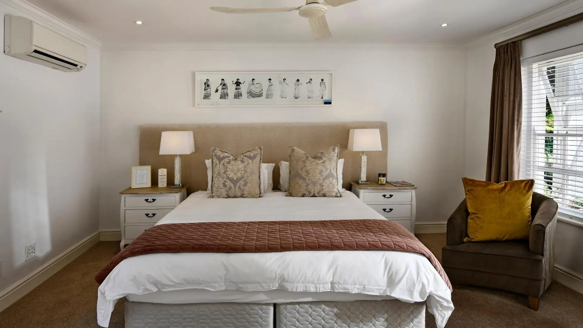Airport Tulip Suites Near Delhi Airport New Delhi