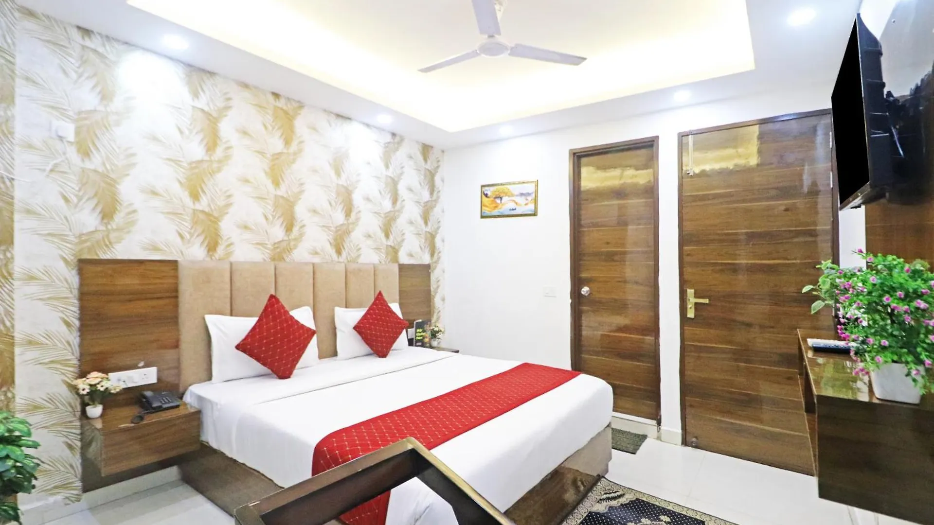 Airport Tulip Suites Near Delhi Airport New Delhi Hotel