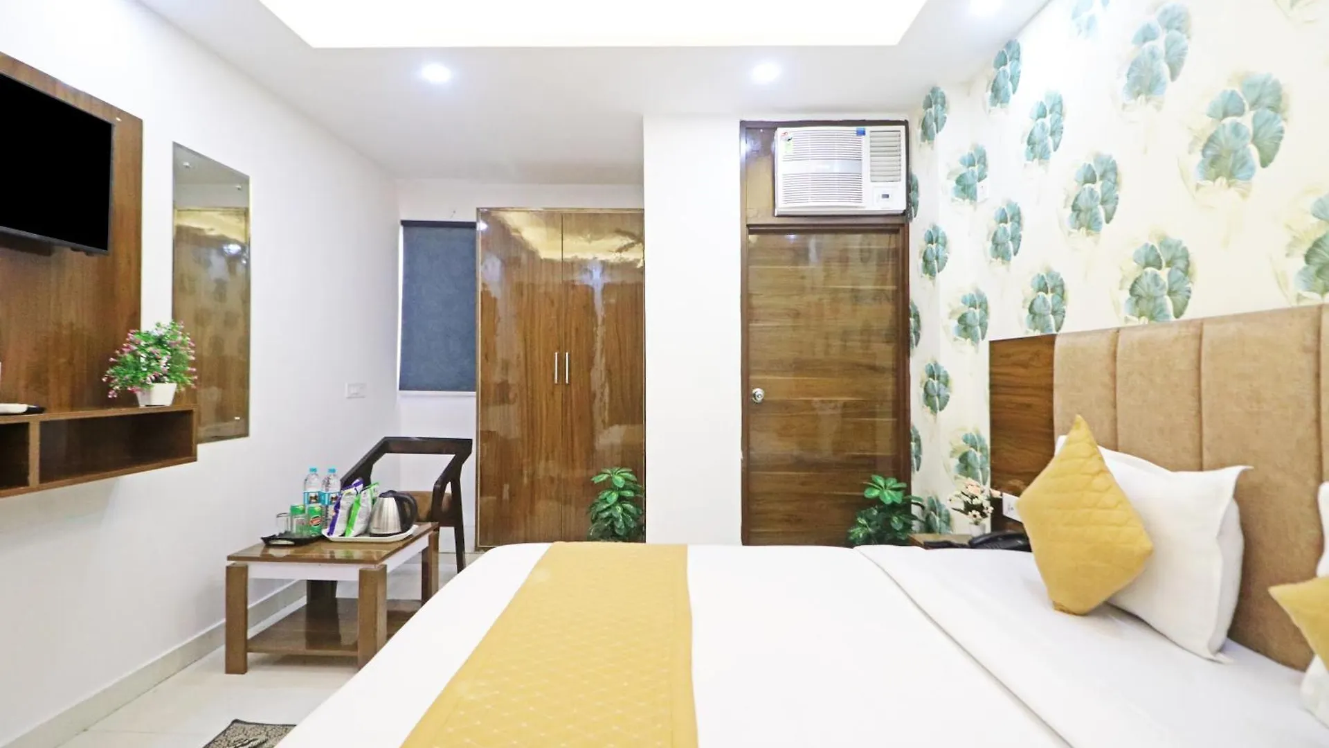 Airport Tulip Suites Near Delhi Airport New Delhi India