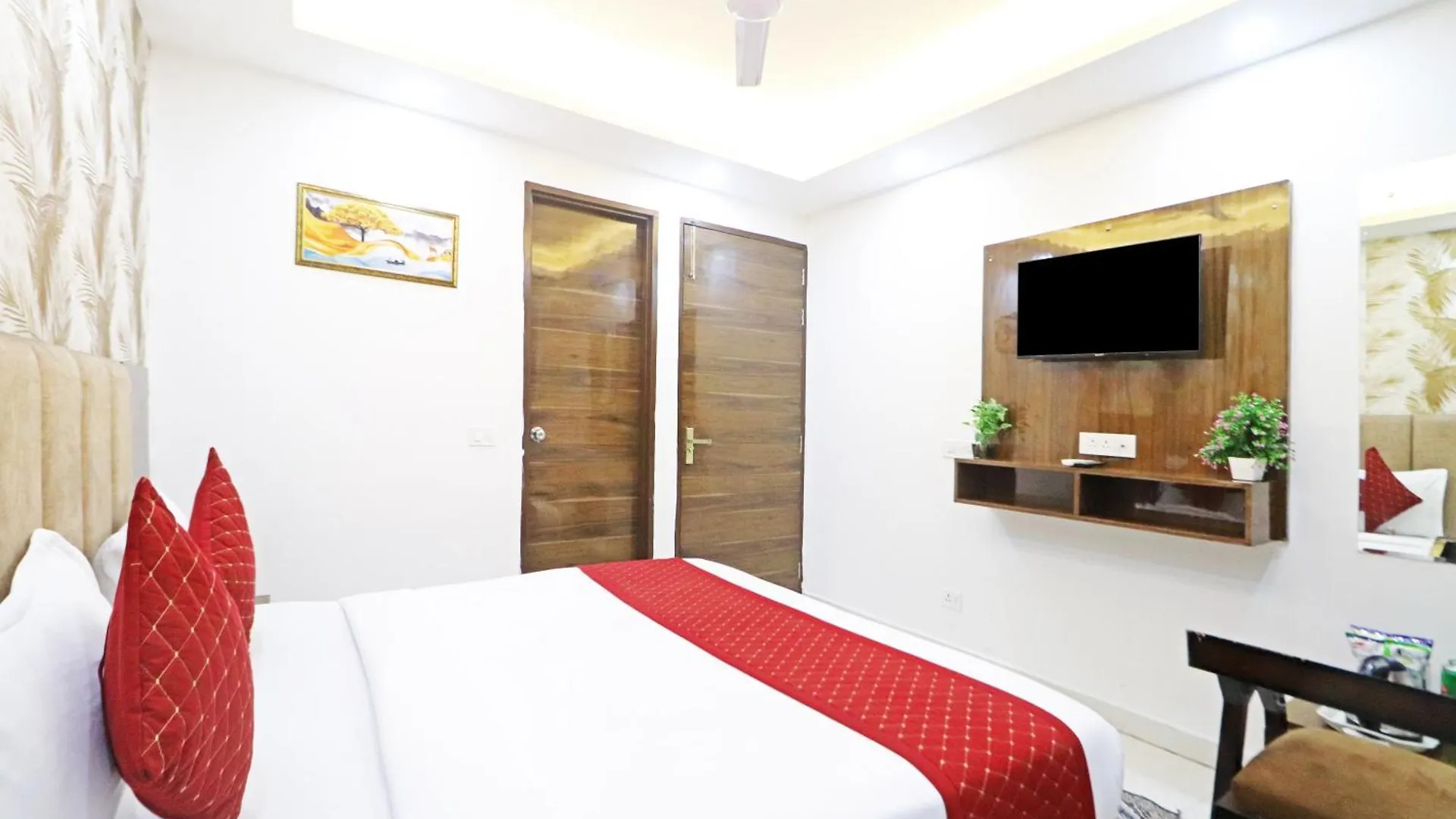 Airport Tulip Suites Near Delhi Airport New Delhi